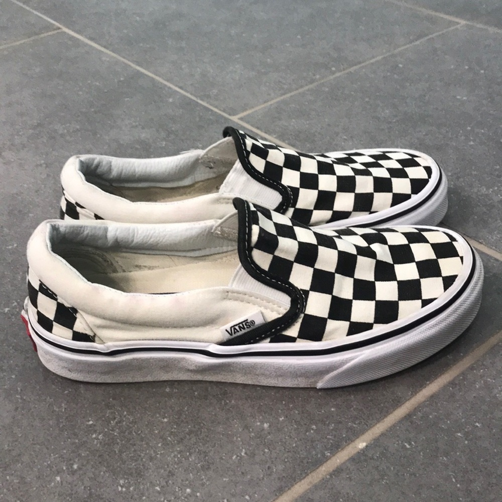 checkered vans
